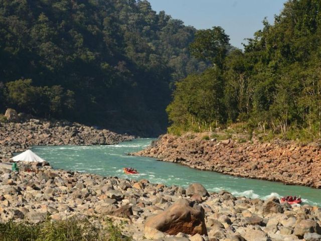 peaceful-escape-at-best-riverside-resorts-in-rishikesh