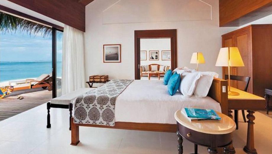 wake-up-to-endless-ocean-views-in-the-maldives-odyssey-travels-big-0