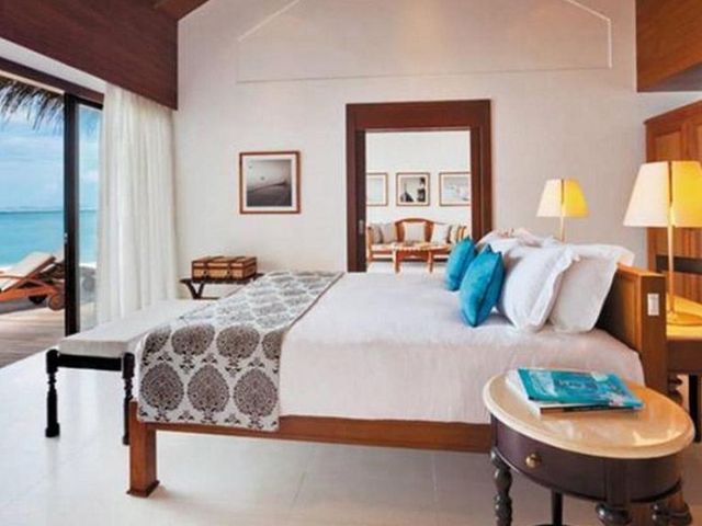wake-up-to-endless-ocean-views-in-the-maldives-odyssey-travels
