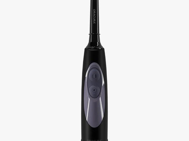 oracura-best-toothbrush-for-advanced-daily-oral-care