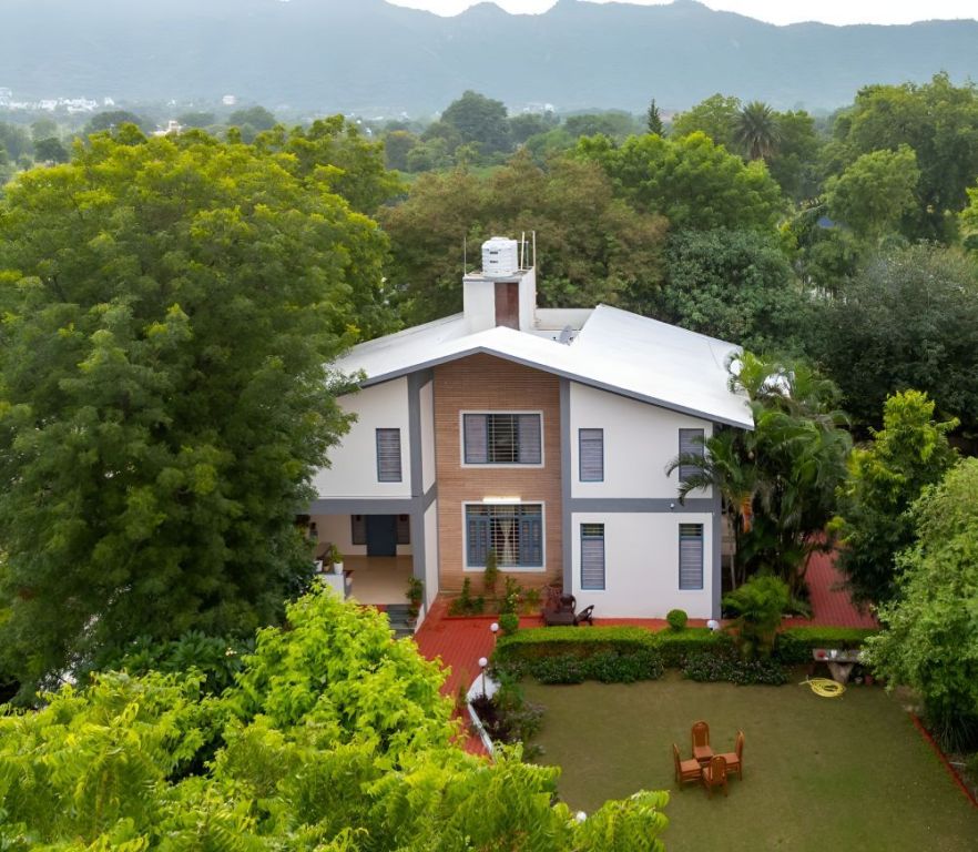 best-private-pool-villas-in-udaipur-for-memorable-family-holidays-big-1