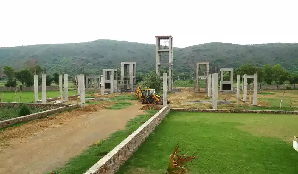 luxury-farmhouses-in-naugaon-near-delhi-ncr-big-1