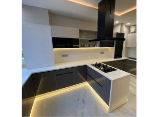premium-modular-kitchen-manufacturer-in-gurgaon-betula-kitchen-small-0