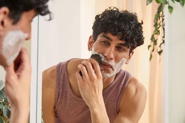 reveal-radiant-skin-with-face-whitening-cream-big-0