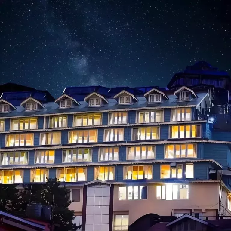best-hotels-in-darjeeling-big-0