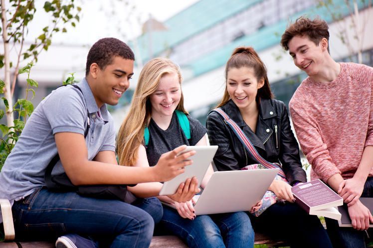 best-universities-in-canada-for-international-students-big-0