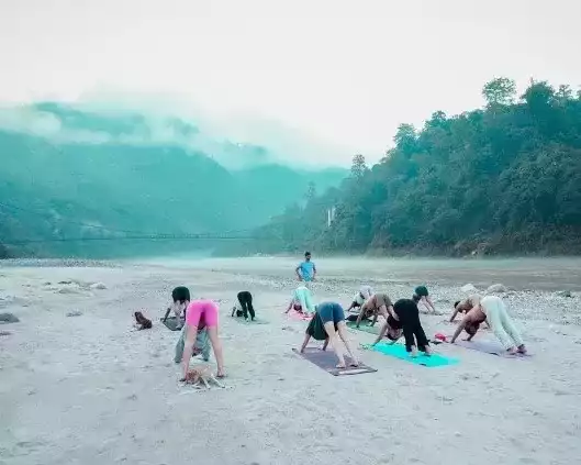 meditation-course-in-rishikesh-a-complete-guide-to-inner-peace