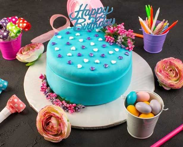fresh-birthday-cake-in-noida-same-day-delivery-online