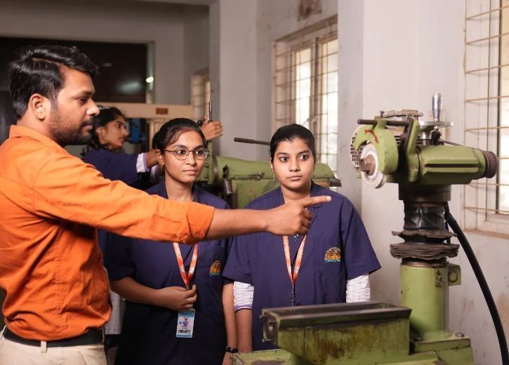 best-bca-colleges-in-ap-for-quality-computer-education-big-0