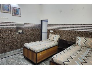best-pg-near-amity-university-noida-top-rated-pgnow-small-0