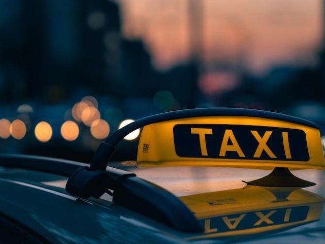 taxi-booking-jaipur-trusted-cab-service-online-srgholiday