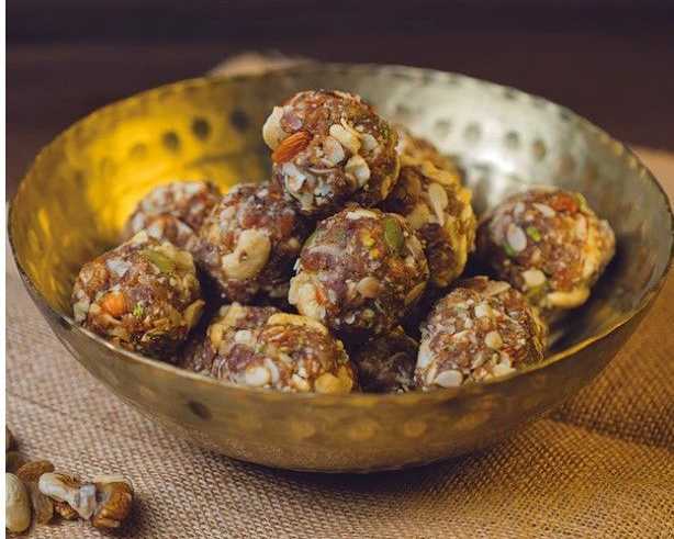 dry-fruit-ladoo-for-pregnancy-online-with-healthy-ingredients