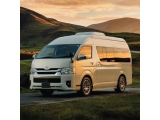 force-urbania-hire-for-luxury-outstation-group-travel-small-0