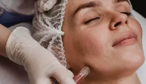 trusted-skin-specialist-in-gaur-city-at-dermalinks-clinic-big-0