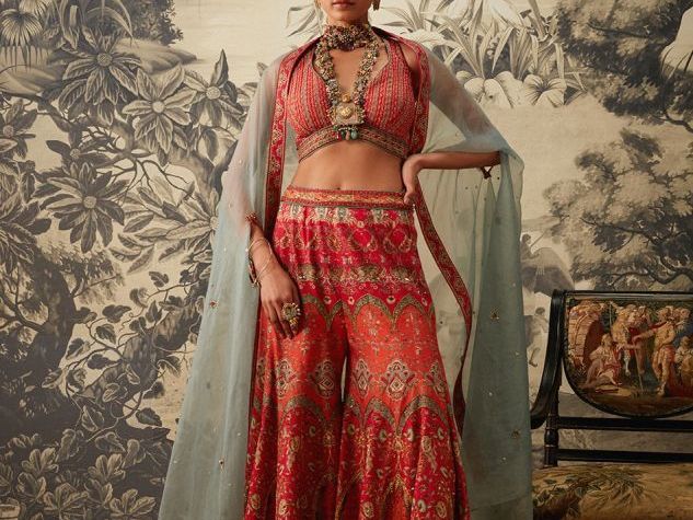 explore-wedding-sharara-suits-online-at-kalista