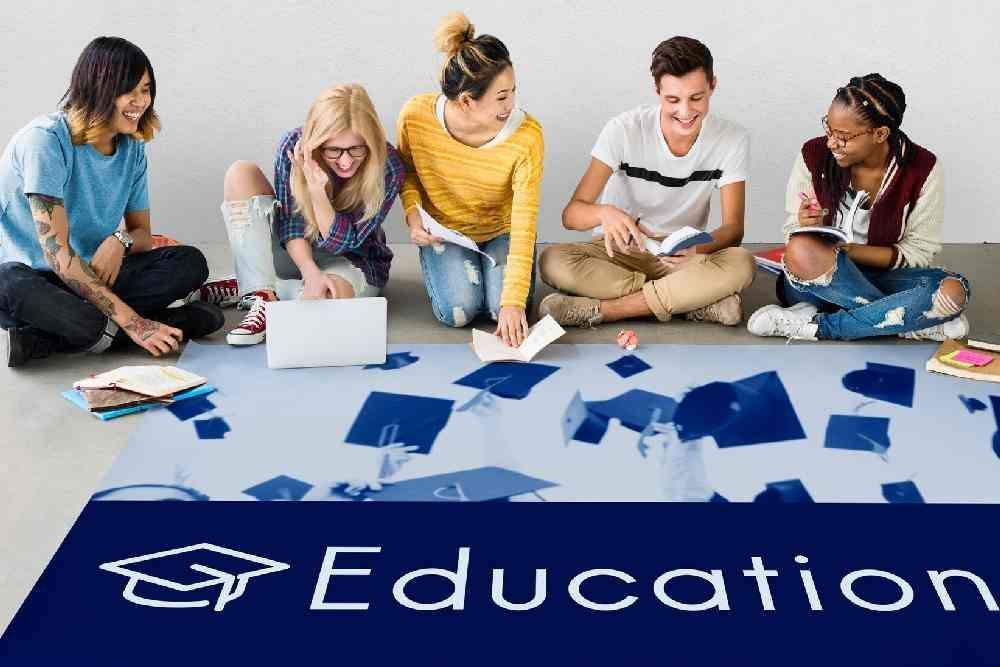 expert-career-admission-guidance-study-and-work-abroad-big-0