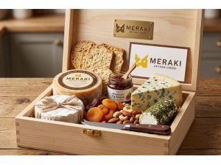 luxury-gourmet-cheese-gift-boxes-for-every-occasion-small-0