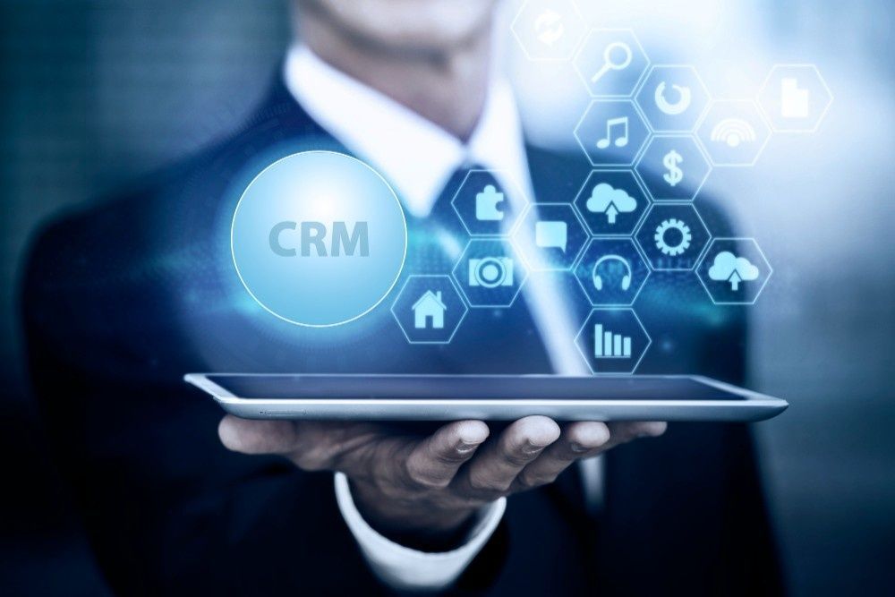 simplify-business-operations-with-headstart-user-management-crm-big-0