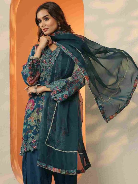 buy-libas-farshi-salwar-suit-sets-online-big-0