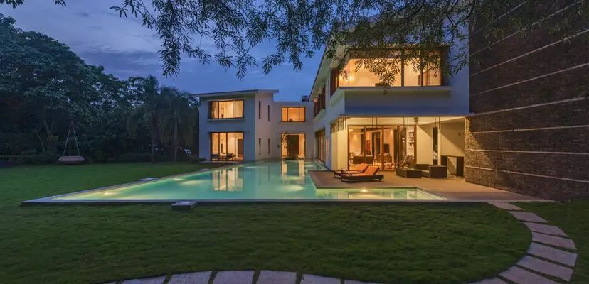 best-villas-in-noida-for-parties-sloshout-big-0