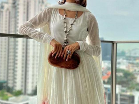 elegant-anarkali-suit-collection-for-women