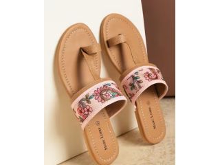 printed-toe-ring-sandals-small-0