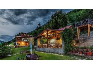 comfortable-hotel-in-kullu-manali-for-family-leisure-travelers-small-0