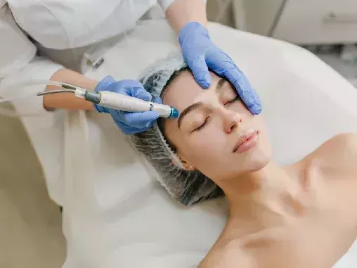 best-hydrafacial-treatment-at-dermalinks-clinic