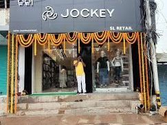 jockey-garage-chaka