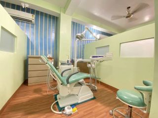 best-dental-implant-in-patna-for-complete-smile-makeovers-small-3