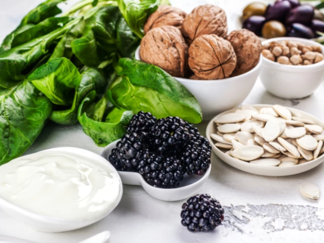 foods-to-improve-egg-quality-naturally