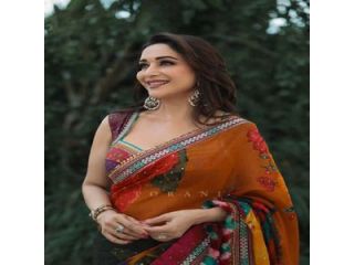 shop-inspired-by-the-iconic-madhuri-dixit-saree-style-small-0