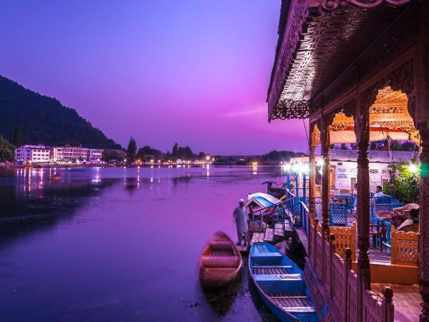 honeymoon-packages-in-india-from-120-for-couples