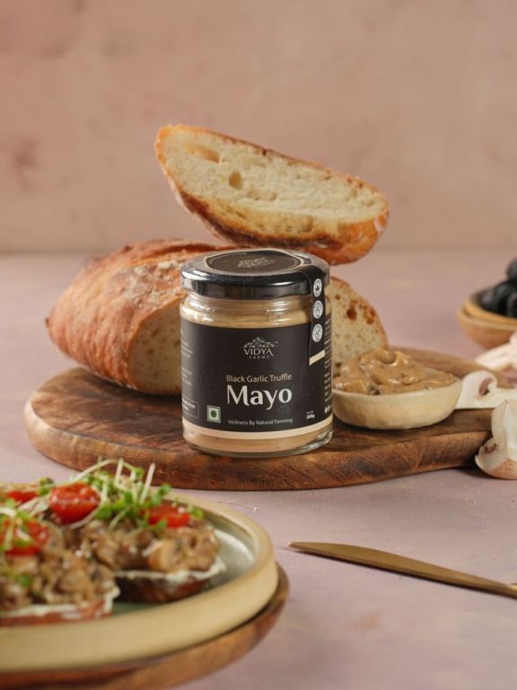 premium-mayonnaise-garlic-sauce-for-delicious-snacks-big-0