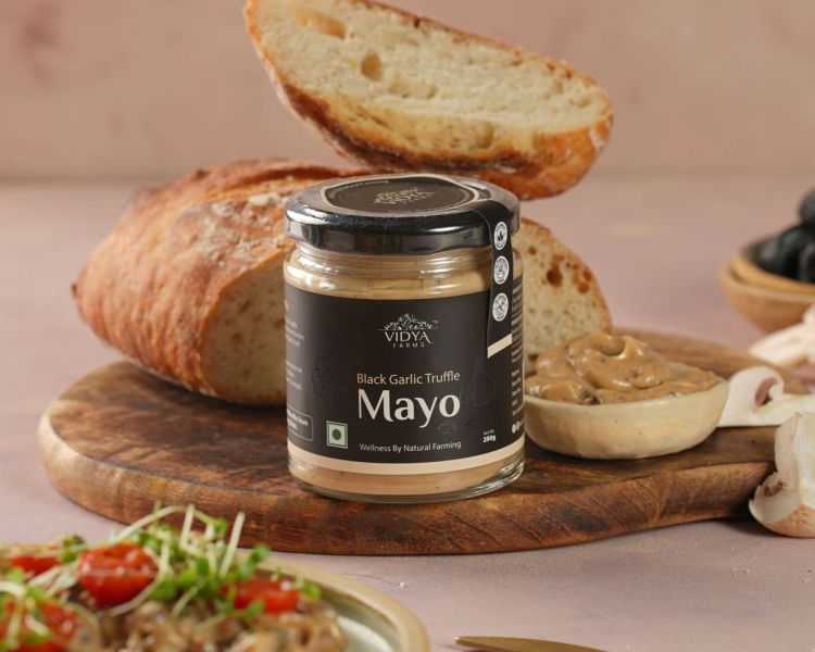 premium-mayonnaise-garlic-sauce-for-delicious-snacks