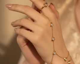 18k-gold-plated-jewellery-for-elegant-modern-daily-wear