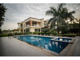 top-private-party-venues-in-delhi-partyvillas-small-0