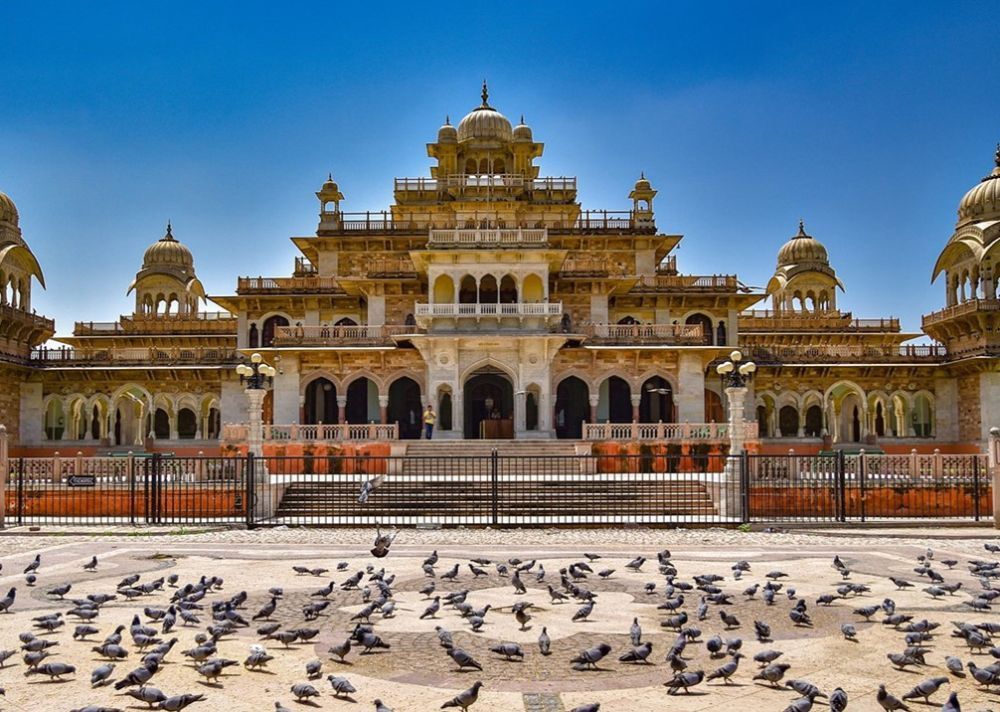 delhi-to-jaipur-tempo-traveller-big-0
