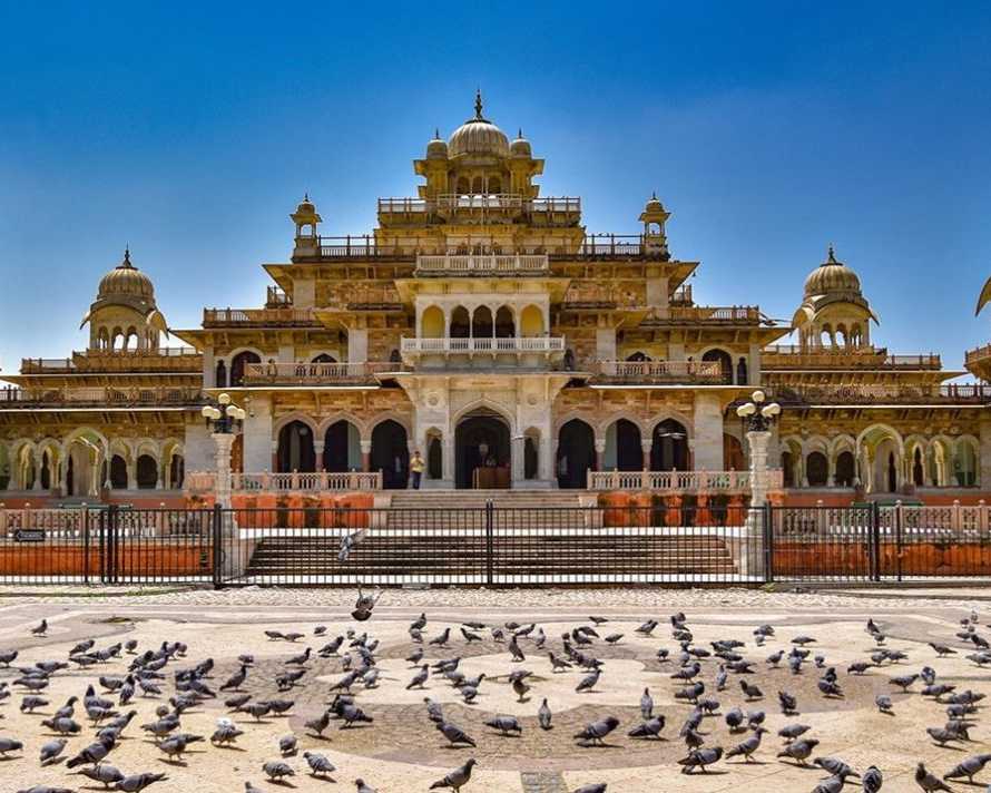 delhi-to-jaipur-tempo-traveller