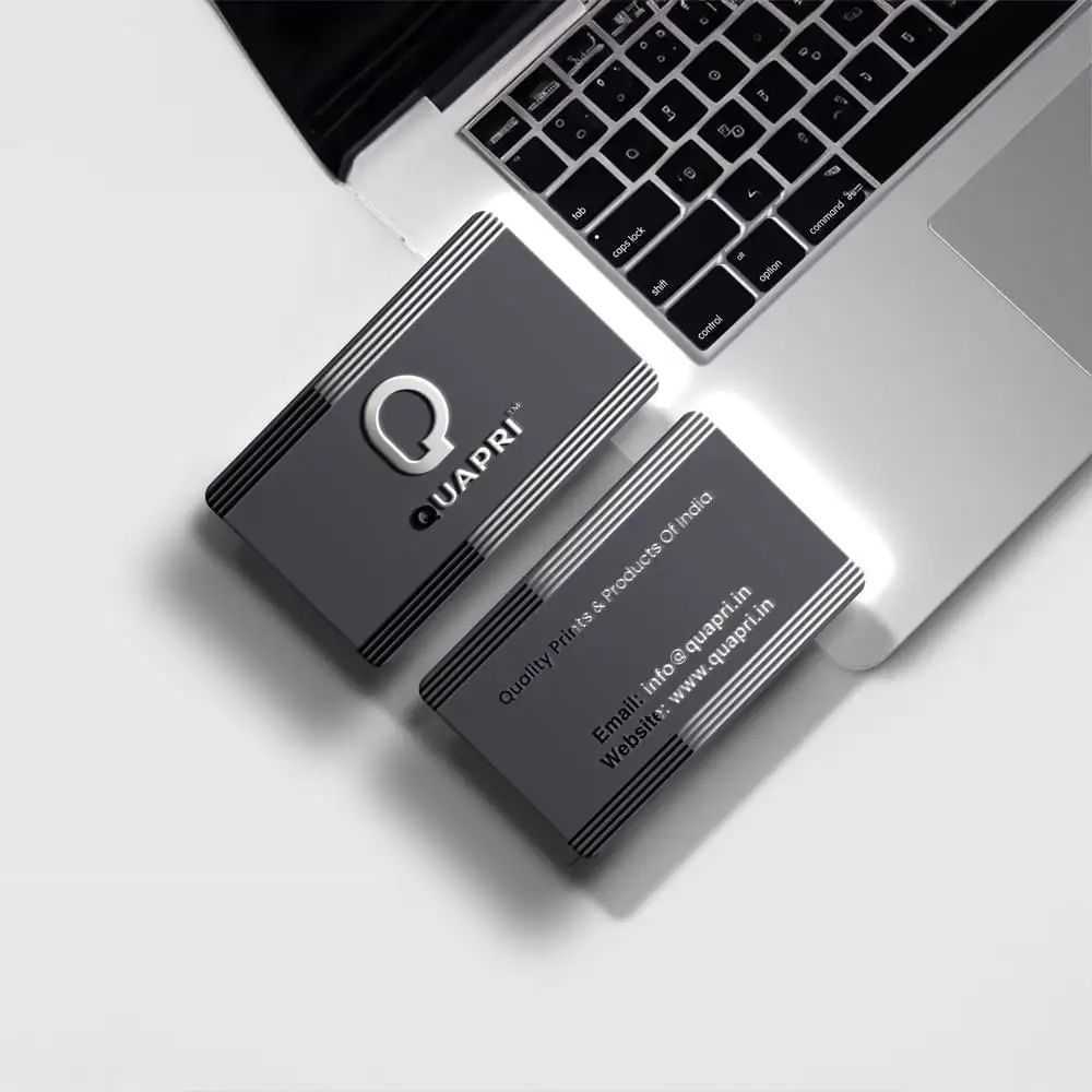 raised-foil-visiting-cards-big-0