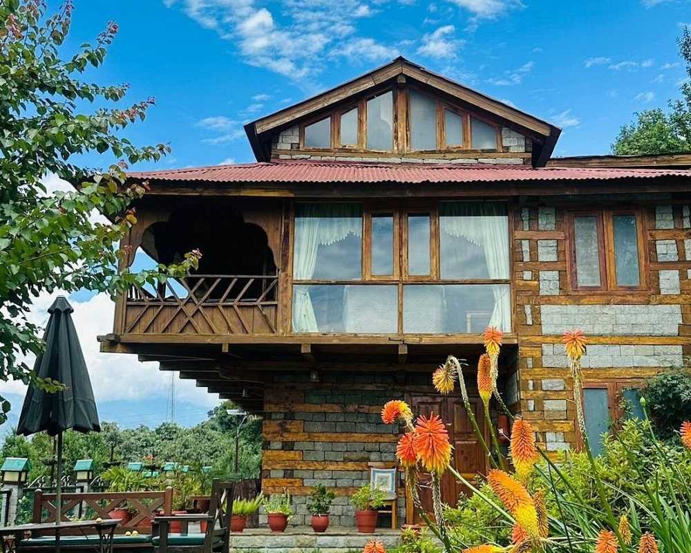 luxury-mountain-stay-in-kullu-valley-with-boutique-comfort