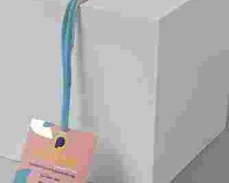 custom-hang-tag