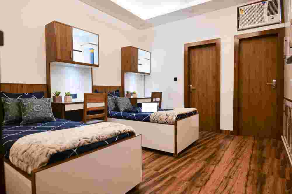 best-boys-pg-near-amity-university-noida-safe-stay-pgnow-big-0