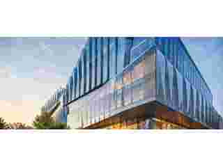 why-facade-systems-are-essential-for-modern-commercial-design-small-0