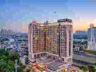 hotel-near-commercial-area-haibatpur-noida
