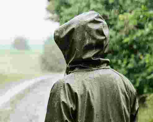 high-performance-rain-coat-for-extreme-weather-condition
