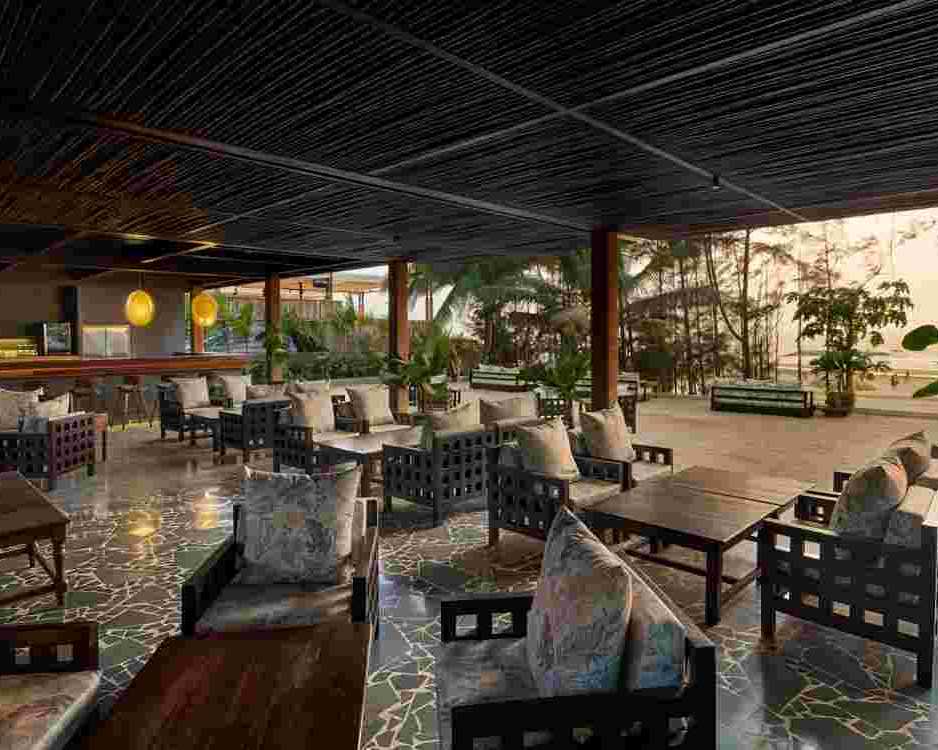 experience-luxury-at-north-goa-hotels-near-beach-in-morjim