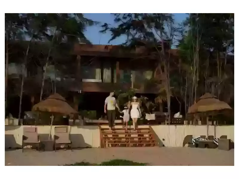 experience-luxury-at-north-goa-hotels-near-beach-in-morjim-small-1