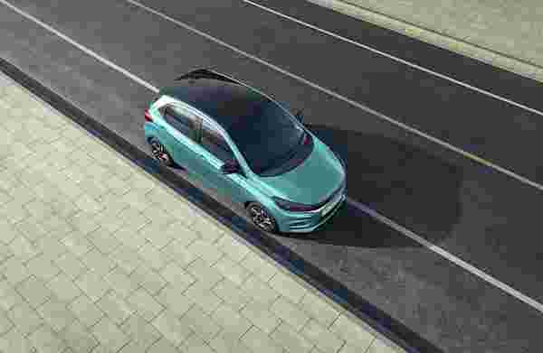tata-tiago-review-specifications-latest-price-details-big-4