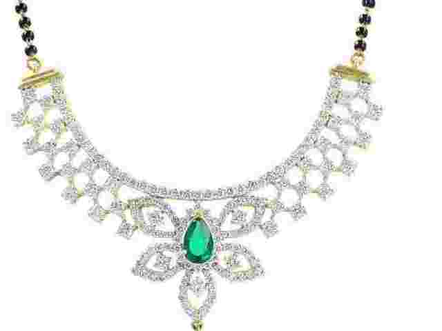 hazoorilal-jewellers-offers-an-exquisite-online-diamond-necklace